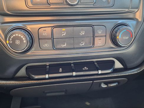 Used 2018 Chevrolet Silverado 1500 Custom w/ Texas Edition image 7