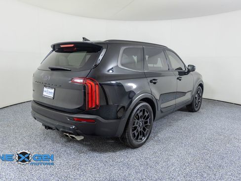Used 2022 Kia Telluride SX w/ SX Prestige Package AWD/4WD image 7