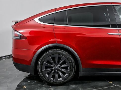 Used 2018 Tesla Model X 100D image 11