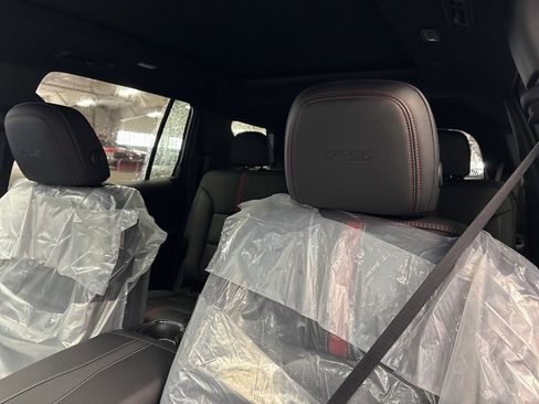 New 2026 Chevrolet Traverse RS w/ LPO, Floor Liner Package image 4