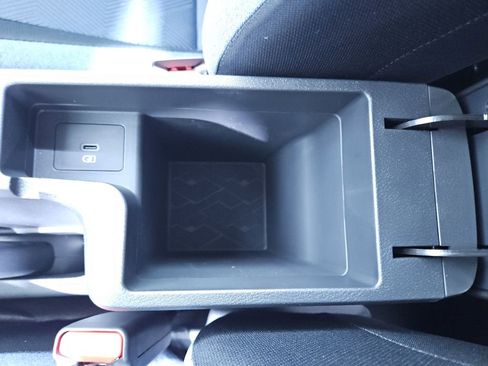 New 2025 Nissan Versa SV w/ Trunk Package image 24