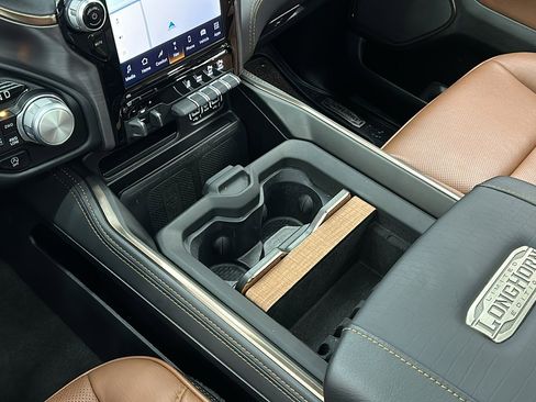 Used 2024 RAM 1500 Limited image 31