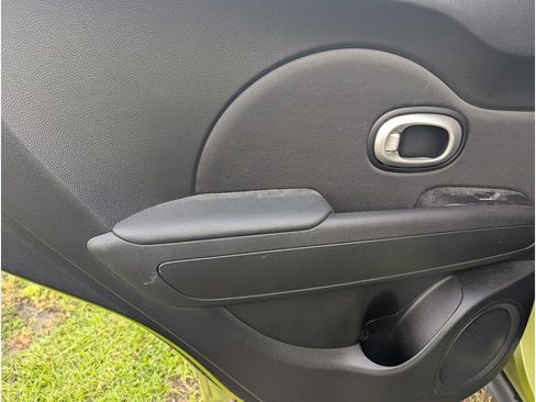 Used 2017 Kia Soul + w/ UVO Package FWD image 13