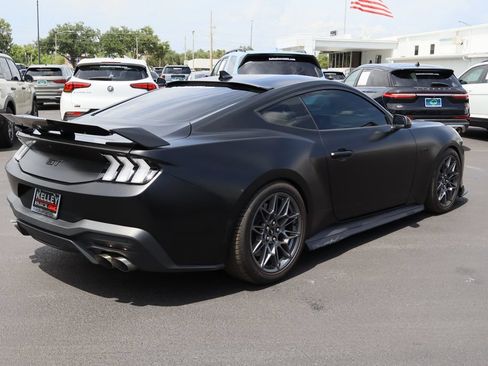 Used 2024 Ford Mustang GT Premium w/ GT Performance Package RWD image 9