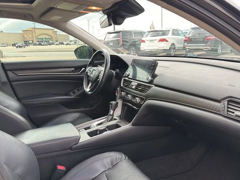 Used 2018 Honda Accord EX-L image 49