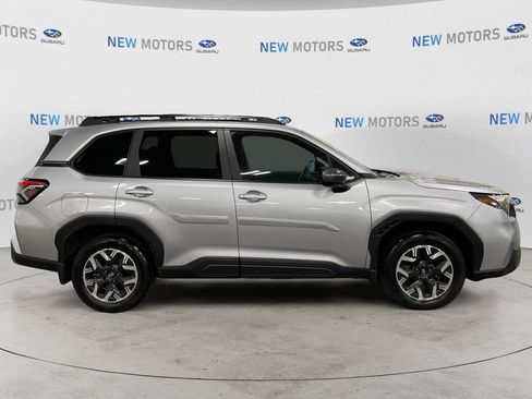 Used 2026 Subaru Forester Premium AWD/4WD image 6
