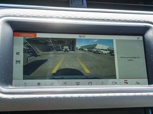 Used 2020 Land Rover Range Rover Evoque S AWD/4WD image 23