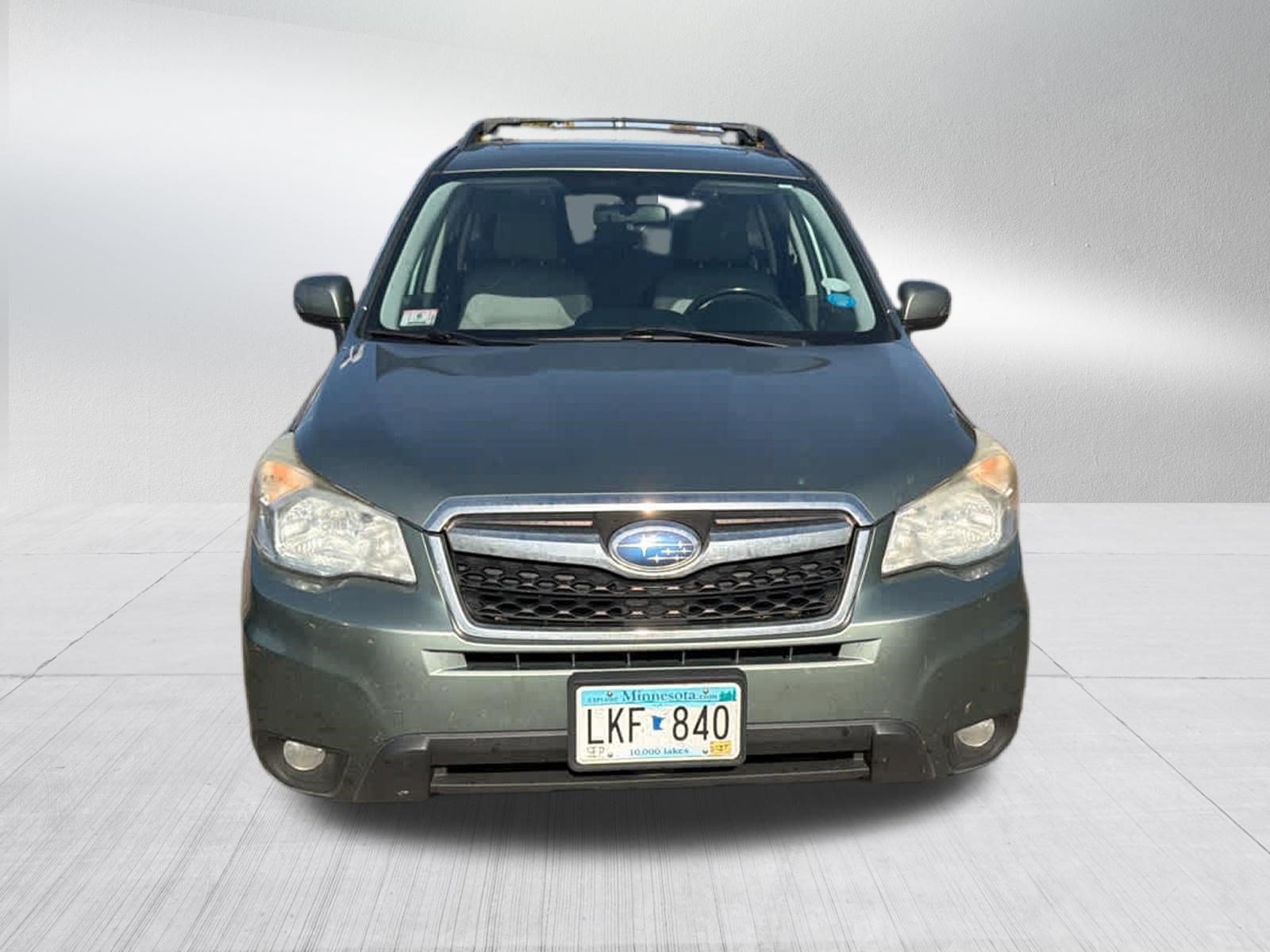 Used 2014 Subaru Forester 2.5i Touring AWD/4WD image 2
