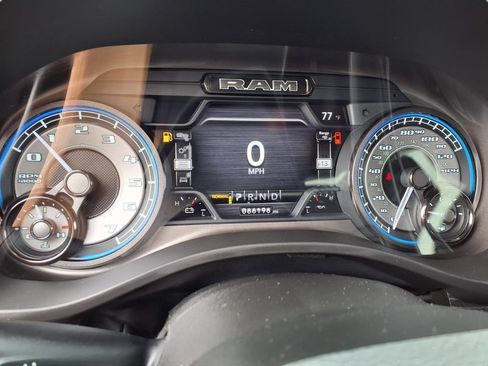 Used 2022 RAM 1500 Limited AWD/4WD image 4