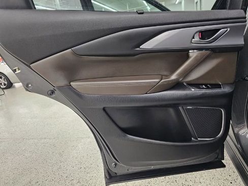 Used 2023 MAZDA CX-9 Signature image 26