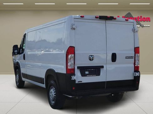 Used 2025 RAM ProMaster 2500 w/ Convenience Group FWD image 5