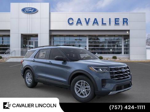 Used 2026 Ford Explorer Active AWD/4WD image 7