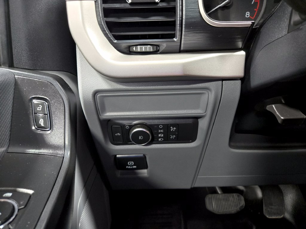 Used 2021 Ford F150 XL w/ Equipment Group 101A High AWD/4WD image 13
