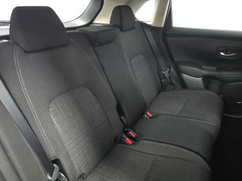 Used 2023 Honda HR-V LX image 18