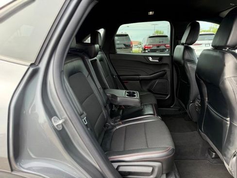 Used 2025 Ford Escape ST-Line AWD/4WD image 17