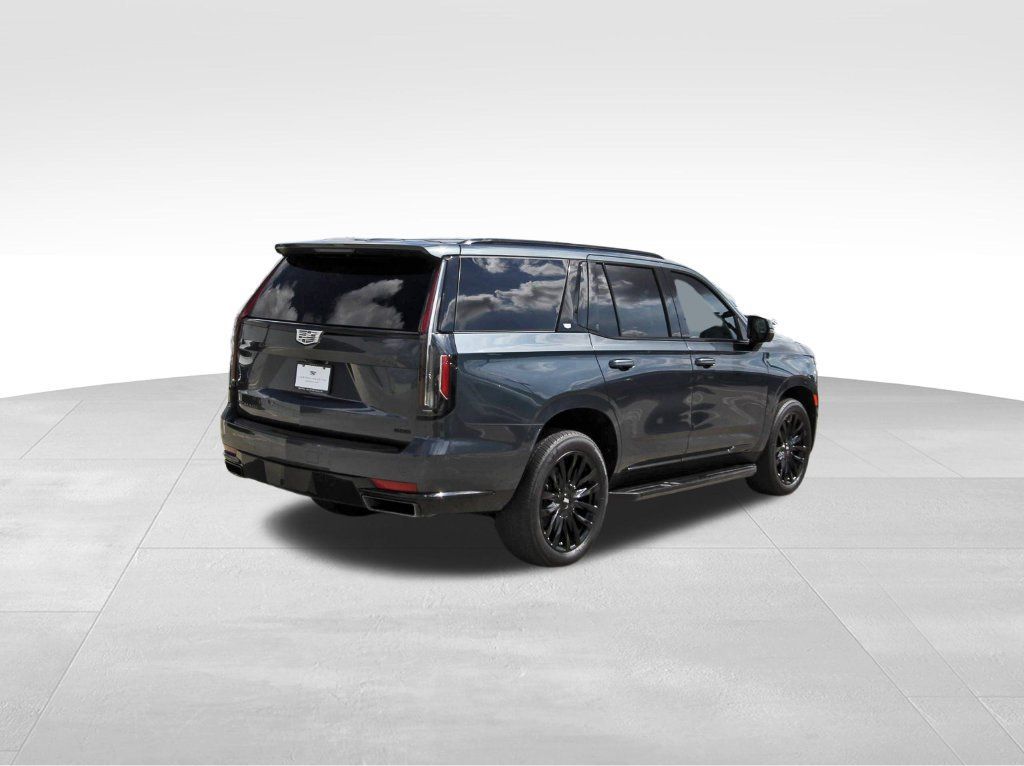 Used 2021 Cadillac Escalade Sport w/ LPO, Illumination Package AWD/4WD image 4