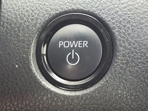 Used 2025 Toyota Camry LE FWD image 32