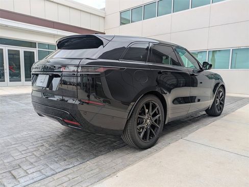 New 2026 Land Rover Range Rover Velar Dynamic SE image 4