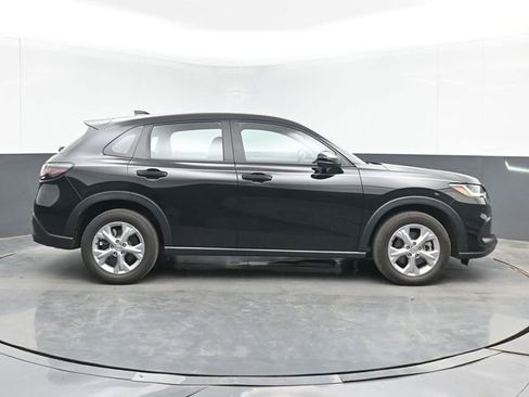 Used 2025 Honda HR-V LX image 11