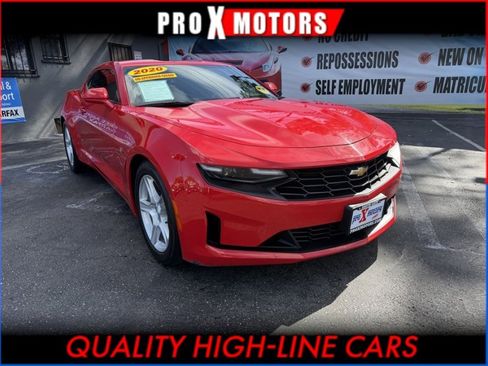 Used 2020 Chevrolet Camaro LT image 1