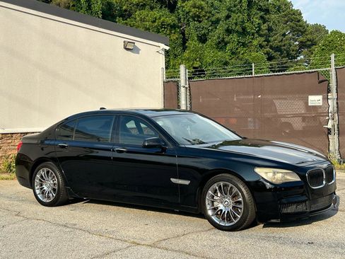 Used 2011 BMW 750Li image 6