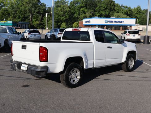 Used 2021 Chevrolet Colorado W/T w/ WT Convenience Package RWD image 10
