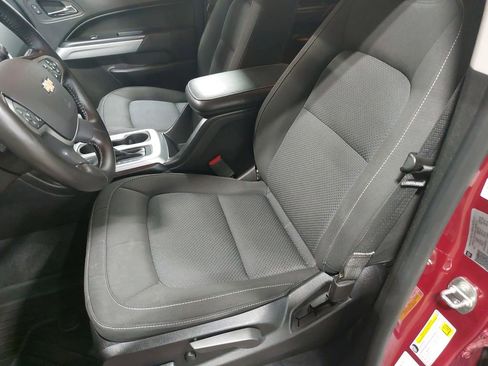 Used 2022 Chevrolet Colorado LT w/ LT Convenience Package AWD/4WD image 14