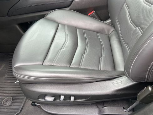 Used 2024 Cadillac XT6 Sport w/ Platinum Package image 26