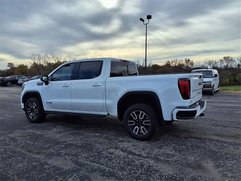 Used 2023 GMC Sierra 1500 AT4 w/ AT4 Premium Package image 21
