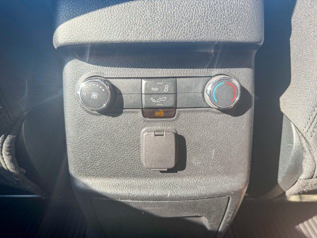 Used 2019 Ford Explorer XLT w/ Equipment Group 201A FWD image 14