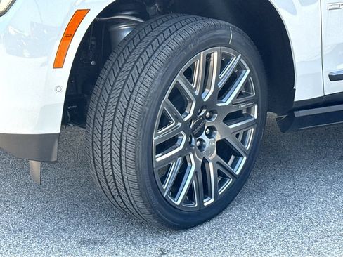 New 2026 GMC Yukon XL Denali Ultimate AWD/4WD image 26