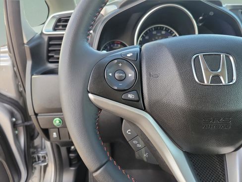Used 2019 Honda Fit Sport image 12