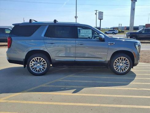 New 2025 GMC Yukon Elevation w/ LPO, Get Active Package image 19