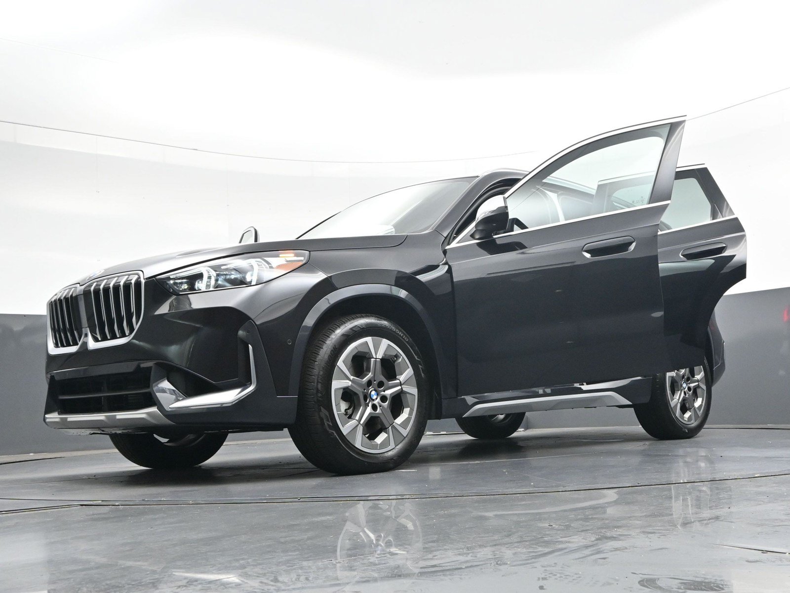 Used 2024 BMW X1 xDrive28i AWD/4WD image 67