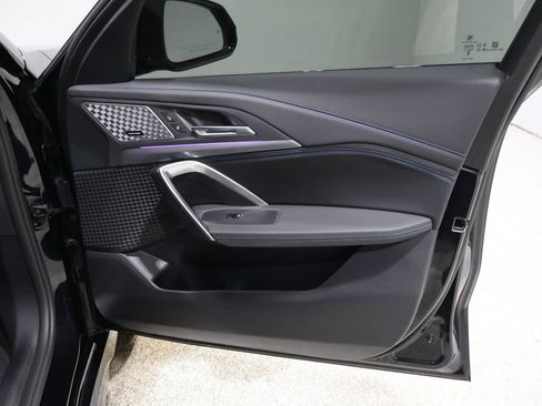 Used 2025 BMW X1 M35i w/ Premium Package image 25