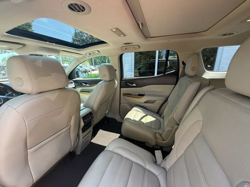 Used 2018 GMC Acadia Denali AWD/4WD image 22