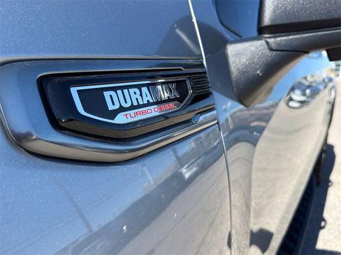 Used 2025 GMC Sierra 1500 AT4 w/ AT4 Premium Package image 4