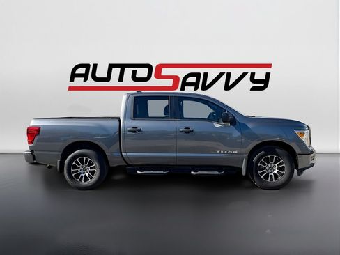 Used 2023 Nissan Titan SV w/ Accessory Utility Package AWD/4WD image 8