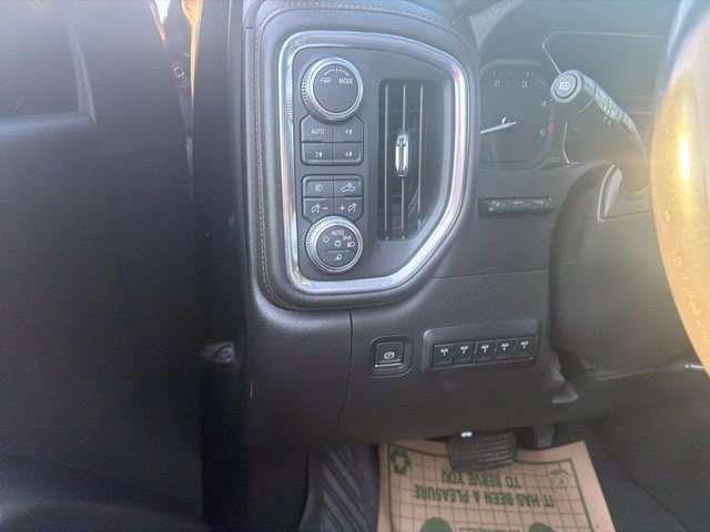 Used 2021 GMC Sierra 2500 AT4 w/ AT4 Premium Plus Package AWD/4WD image 11