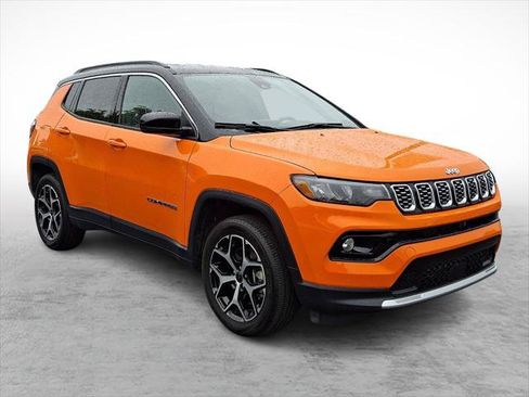 Certified 2026 Jeep Compass Limited AWD/4WD image 7