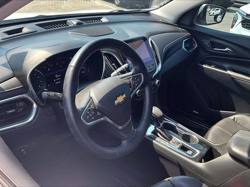 Used 2023 Chevrolet Equinox Premier AWD/4WD image 14