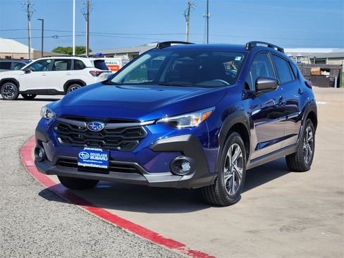 New 2025 Subaru Crosstrek 2.5i Premium image 2