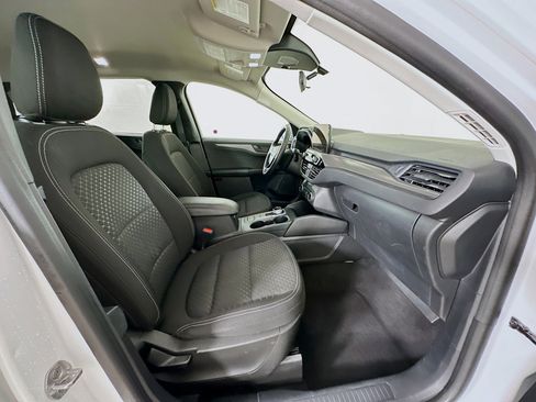 Used 2023 Ford Escape Active image 30