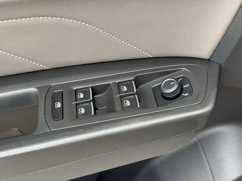 Used 2022 Volkswagen Atlas SE FWD image 26