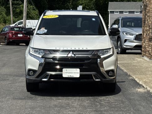Used 2019 Mitsubishi Outlander LE AWD/4WD image 8
