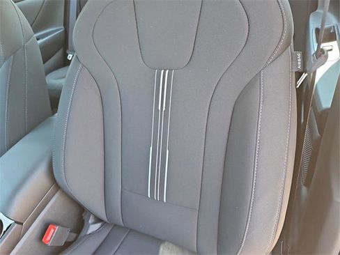 New 2025 Hyundai Elantra SEL image 12