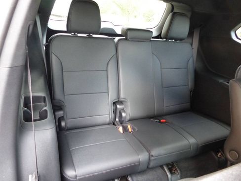 Used 2026 Buick Enclave Preferred w/ LPO, Floor Liner Package FWD image 52