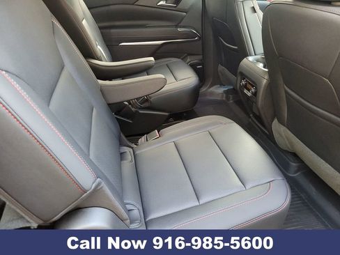 New 2025 Chevrolet Traverse Z71 w/ Enhanced Driving Package image 32