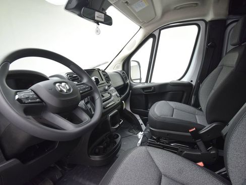 New 2026 RAM ProMaster 2500 w/ Convenience Group image 28