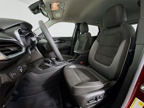 Used 2023 Chevrolet TrailBlazer LT w/ Convenience Package FWD image 21